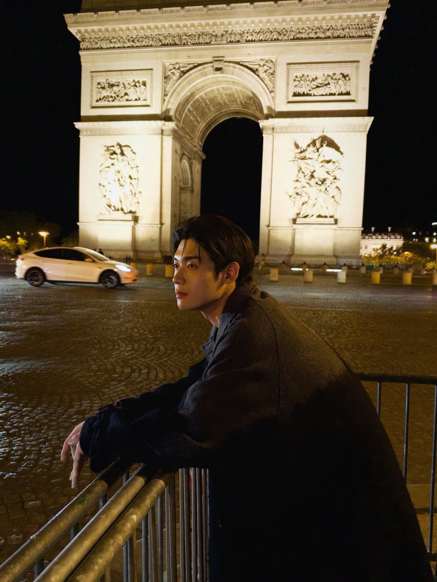 iiceeiei_'s tweet photo. เกินไปพี่!!! หล่อวัวตายควายล้มอะ หล่อส*สเพคะมากเลยค่ะ 

#KIMYOONSIK #김윤식 🐶 https://t.co/hI8EJnQSWj