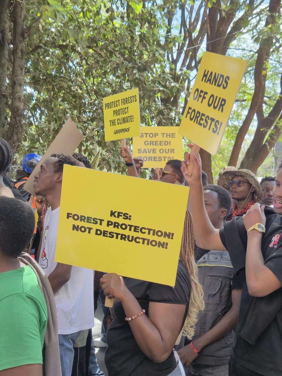 LindaRahadia's tweet photo. @Environment_Ke @KeForestService Climate crisis is here with us and the country is busy destructing our forests
#ProtectKenyasForests
#HandsOffOurForests
@Environment_Ke @DeboraBarasa @KeForestService https://t.co/CDXy222Lrq