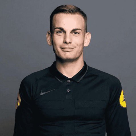 LeJournalOM13's tweet photo. 🚨 InfoOM : L’arbitre désigné pour arbitrer Troyes-OM ce dimanche est Guillaume Paradis. 

❗️Ce sera la première fois de sa carrière qu'il dirigera une rencontre de l'OM.

[@FFF]
#TeamOM #OM https://t.co/GMTzrRAwXC