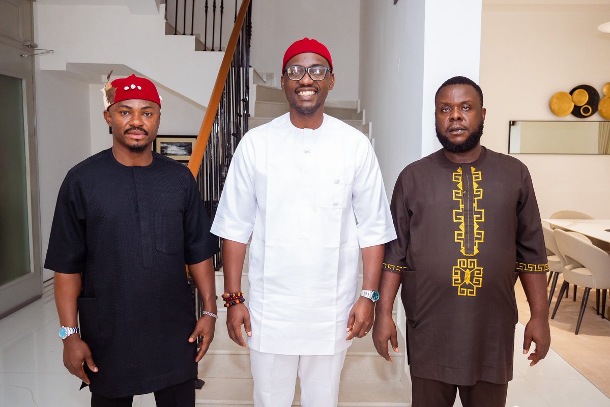 buezeofobuike's tweet photo. One of Aguata’s finest young entrepreneur, philanthropist and a native of Ekwulobia, Mr Zimuzo Ezeuchu (Zeeman) was two years ahead of me in our secondary school days. 

At Federal Government College, Nise, we revered and dreaded our seniors. 

My body began to shake when I saw him until he screamed, “My Honourable, My Leader”. 

It is indeed a funny world. 

Today, he hosted my Team and I, and massively supported my project of running for House of Representatives (Aguata Federal Constituency). 

Thank you, Senior Zeeman. 

I will not fail you!