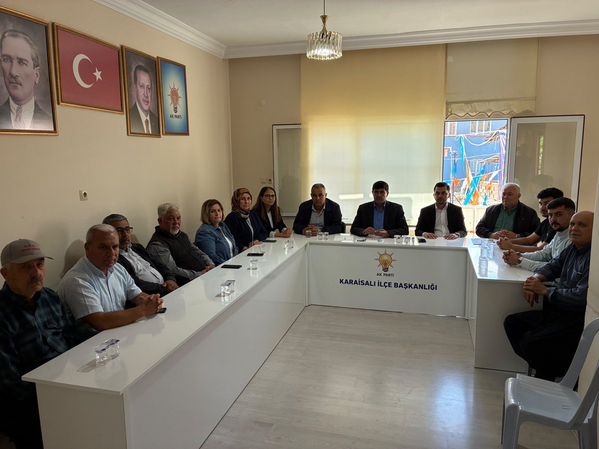 osmankurdak's tweet photo. Haftalık Olağan Yönetim Kurulu Toplantımızı İlçe Koordinatörümüz Kadir Yazlamaz Başkanımızın katılımıyla gerçekleştirdik.
@kadiryazlamaz 
@Fatma_ylmz001 
@yunusemreguclu https://t.co/4IEbD2Uekx