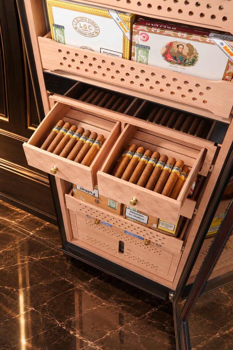afidanoofficial's tweet photo. A new Afidano is coming. 👀
Full reveal coming soon.
@afidanoshop 

#Afidano #HumidorCabinet #afidanoshop #afidanohumidor #afidanohumidors #afidanoC8 #ProductDesign #LuxuryDesign #SpanishCedar #HumidityControl #PremiumHumidor #CigarCollector  #CigarLife https://t.co/fddLyBqBj9