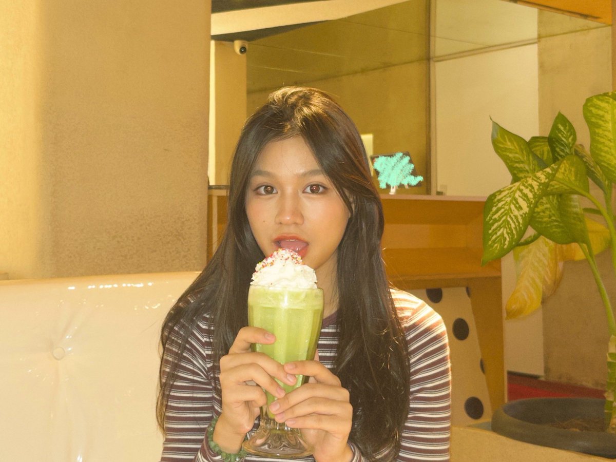 Nala_JKT48's tweet photo. masih #SeniNala gak nih https://t.co/NOBRxMB1Zu