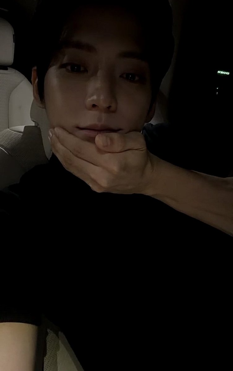 eoszh's tweet photo. 아 .. 저 오늘 이민혁 입덕했어요 https://t.co/0o2lY9zghl
