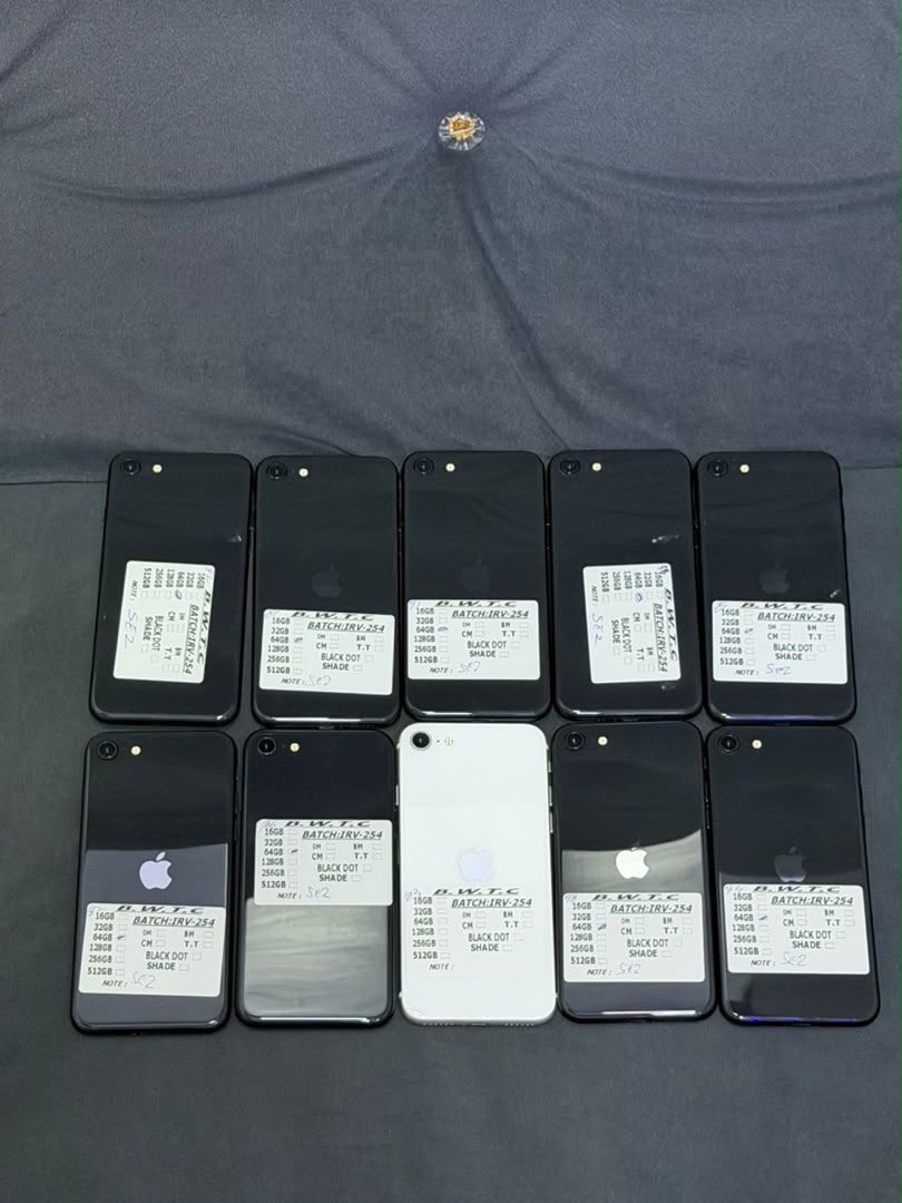 Infinitydevices's tweet photo. Direct Uk || IPhone SE 2 || Factory unlocked || Good BH || 

64GB -N150k https://t.co/pwFOj7IPhV