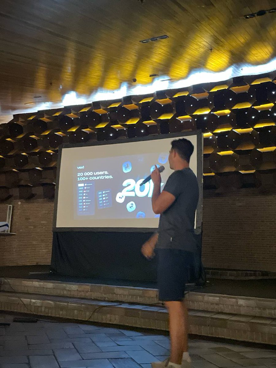 vexl's tweet photo. Three days at @wobitcoin – what a weekend 🔥

Great to see more and more Bitcoiners who care about keeping Bitcoin private, peer-to-peer, and in our own hands.

Madrid, thanks for stopping by our booth and joining our keynote 🇪🇸 And thanks @wobitcoin for having us.

Hasta la próxima ⚡️