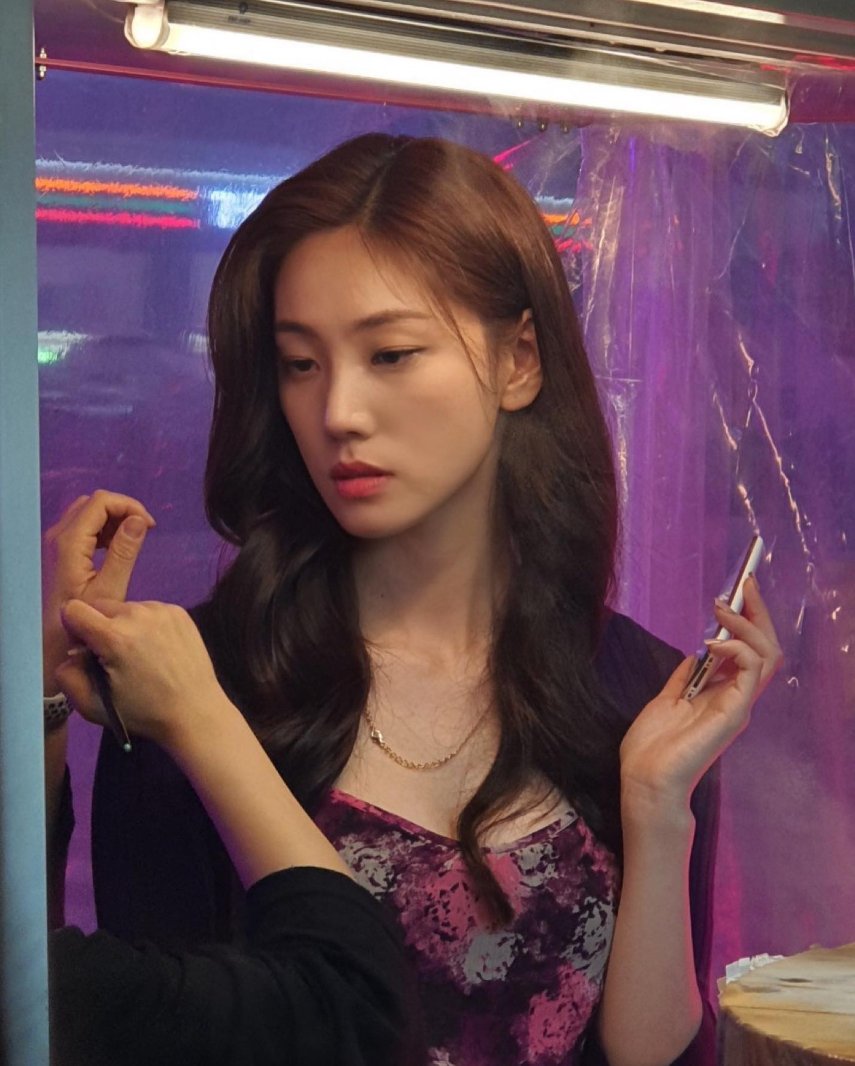 gomwud's tweet photo. 민음사 박혜진 편집자 / 배우 한재이
운명이 갈라놓은 자매같고 너무 좋다.......... https://t.co/SUfvm6PYNE