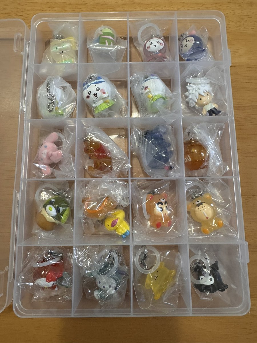 zh_2s_b's tweet photo. めじるしアクセサリー交換・買取

【譲】1枚目＋ヨッシー💜🖤
【求】300円＋送料

発送可能です📦
お気軽にお声がけください🙇🏻‍♀️

サンリオ、ハロウィン、ヒスミニ、ディズニー、エモきゅん、パワパフ、モフサンド、アンパンマン、ジュエルペット、トイ・ストーリー、ツムツム、ちいかわ https://t.co/GDuxgu0reS