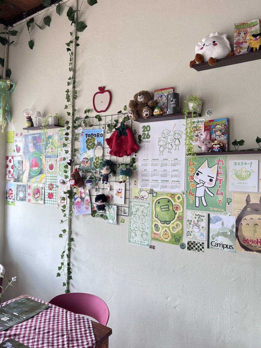 ChogoPoint_Bgr's tweet photo. Halo semuaa! 

Salam kenal ya, kami Chogo Point! Mini cafe yang ada di daerah Bogor, tepatnya di dalam Perumahan Budi Agung, Gang Sengon. 

Buat yang tertarik ngadain event fancafe atau event intimate kayak bridal shower dan birthday party boleh banget DM ya. https://t.co/9Eafzhp6tJ