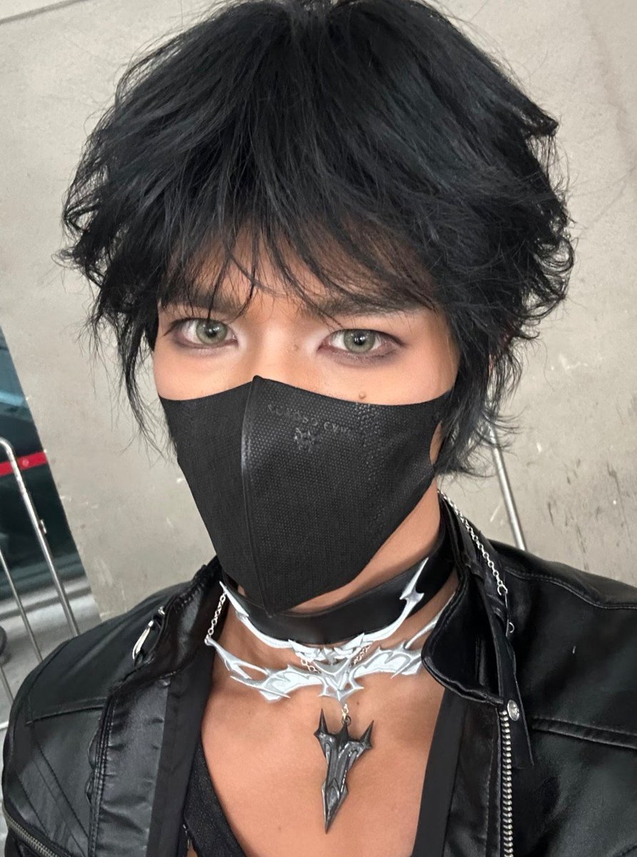 TaraXia210428's tweet photo. #theron unofficial cos https://t.co/yvXM96s1JJ