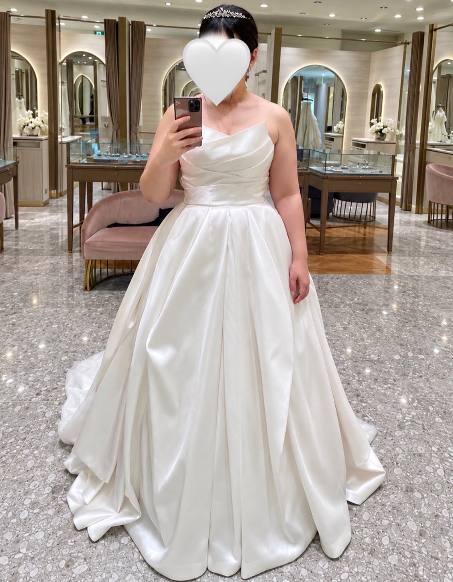 rara___chi's tweet photo. 結婚式に向けて15kg痩せた新婦の本気
薬に頼ったけど3ヶ月で人生変わりました

⬅️ビフォー　　　　　　　　アフター➡️ https://t.co/kv4RxxkM4F