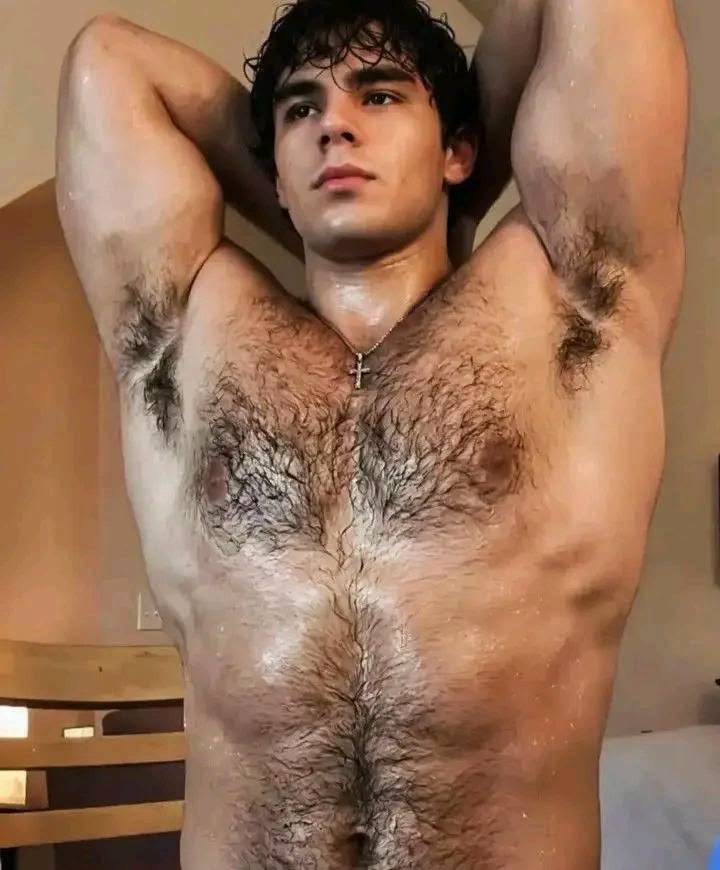 contesdegays35 tweet picture