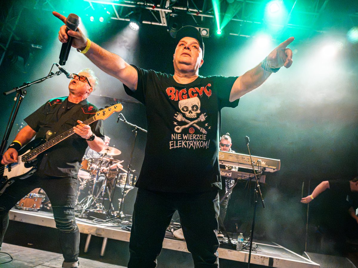 O2AcademyIsl's tweet photo. Polish punk-rockers #BigCyc brought their rowdy guitar riffs and irresistible choruses to #O2AcademyIslington on Saturday night 🎸

📸Marvellous Gig Photography

03.10.26 O2 Academy Islington https://t.co/LidJB6l0we