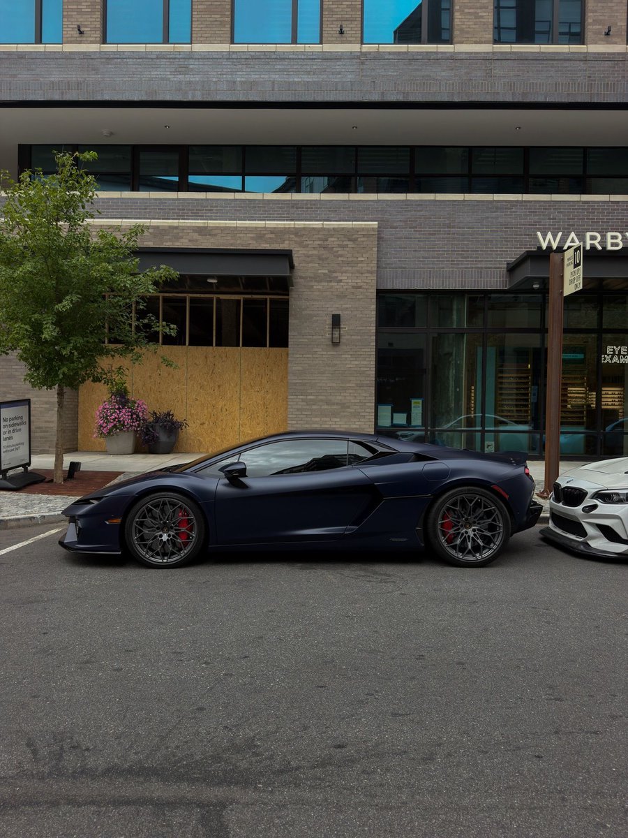 TheAutoHub's tweet photo. Lamborghini Temerario https://t.co/zDpcXxsyi2