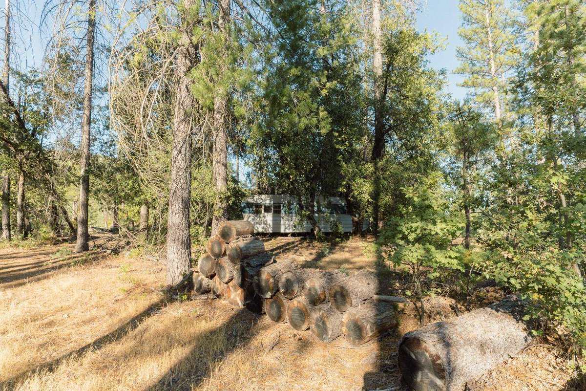 tdbad's tweet photo. 10.18 acres of Sierra Foothills open space—ready for the dream home, weekend retreat, or private getaway you’ve been imagining. 🌲

10902 Stout LN, Coulterville | $222,000
https://t.co/EdOWzYlc9N #LandForSale #Coulterville https://t.co/141UiS75bS