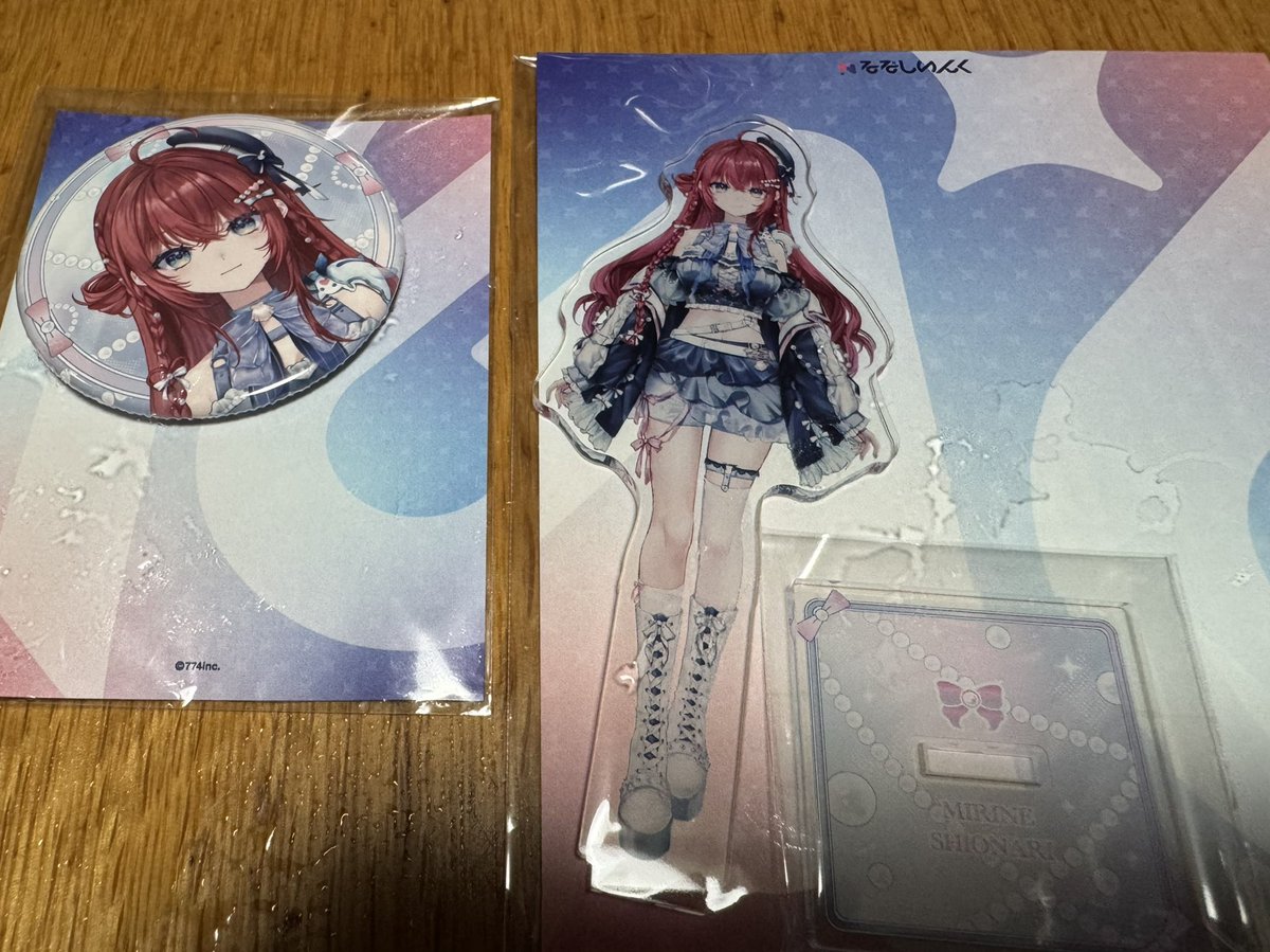 rice84969374's tweet photo. 追加分のアクスタと缶バッジ届いたから連れて行ったり出汁をとったりするね
#みてみてみりね https://t.co/fWdLVtVgYQ