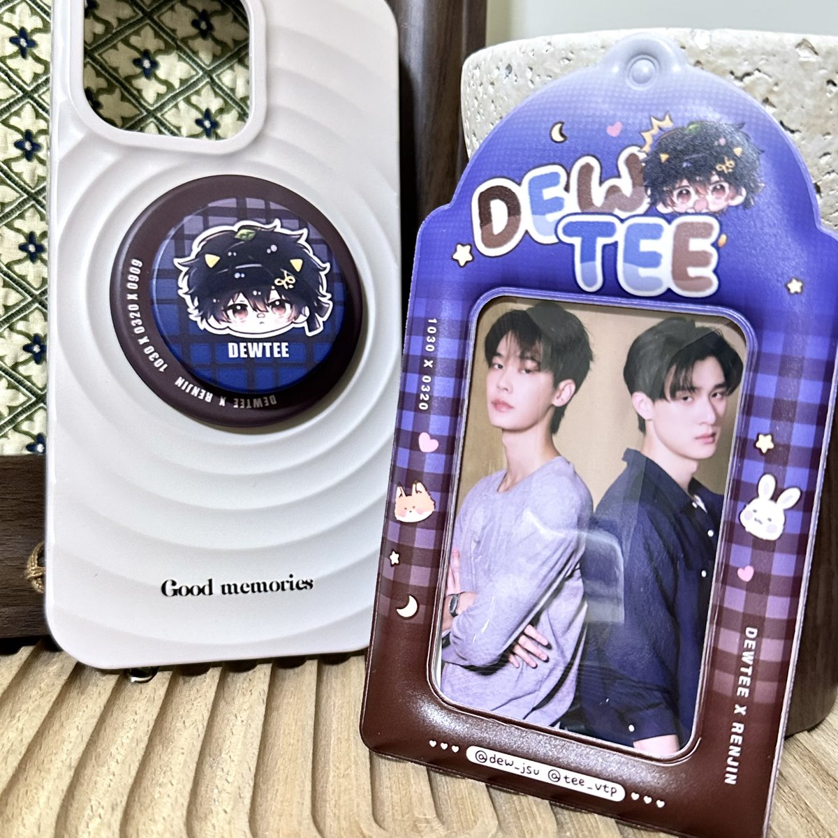 mercury1107's tweet photo. Fan Giveaway ՞⸝⸝‘ᜊ’⸝⸝՞

🩵 How to Join:

♡ Share the post below.
♡ Prizes: Phone stand ×1, Card holder ×1
♡ Winners announced: October 13

How to collect ✨
🗓️ 7 or 8 NOVEMBER 2026
📍 Union Hall, Union Mall
⏰ DM to arrange a time.

#dewtee #ดิวธี https://t.co/oW7HeHnNhW