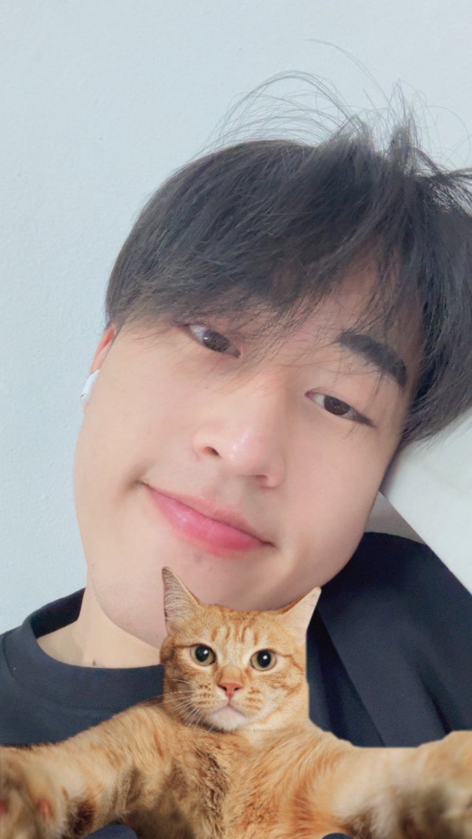 JUEsideth's tweet photo. ( 🔔 ) #WORAPHONupdate ˎˊ˗
INSTAGRAM BROADCAST | 06.10.26
— @ r.woraphonn
💬 : ง่วงงงง
#rworaphonn | @rworaphonn
#ProjectAlphaNewClan https://t.co/4zWhUJhPP3