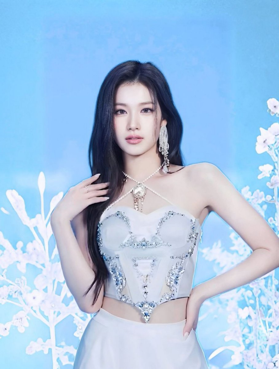 SFT96SANA's tweet photo. @hyeesuny SFT96SANA - Minatozaki Sana https://t.co/uyrv4JP6RO