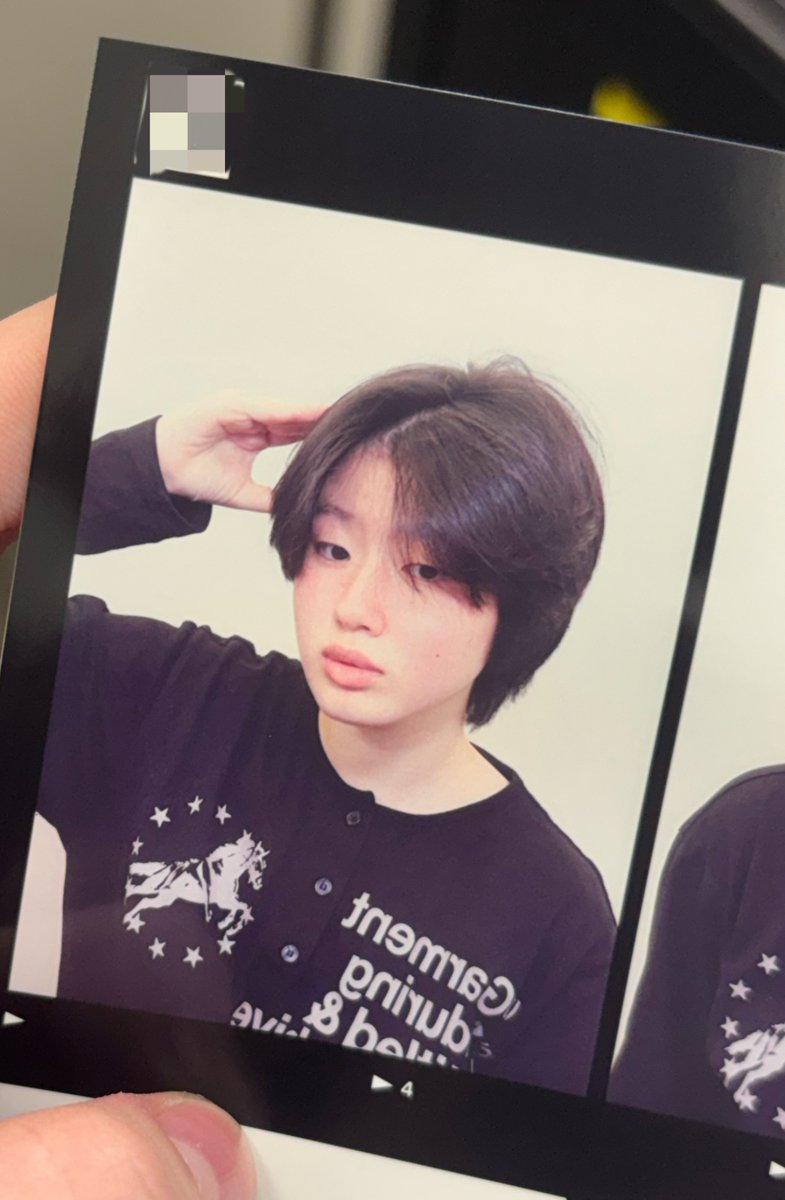 Crapntapwater's tweet photo. 머리잘름 https://t.co/SewTOoLPNL