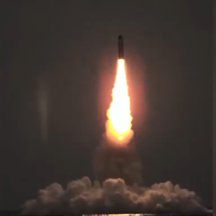 Technopolitik_'s tweet photo. BREAKING - 🇫🇷 France test-fired its M51.3 nuclear-capable ballistic missile from a nuclear-powered submarine, the defense ministry said. https://t.co/cVEmlD1laO