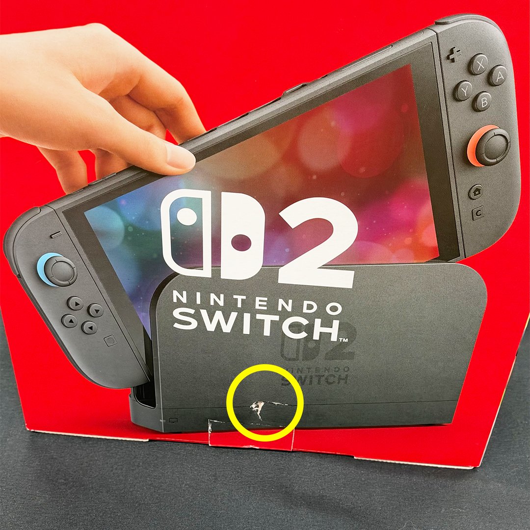 extoreca's tweet photo. 今、緊急でポストしています💦
発送スタッフが検品中に、箱にキズがついている「Nintendo Switch 2（日本語・国内専用）」を発見しました。
賞品として使用できないので、無料でお引き取りいただける1名様を緊急募集いたします🙇‍♀️
箱にキズがあることをご理解の上、フォロー＆リポストでご応募をお願いいたします🎁
「スイッチ２引き取り希望」をリプor引用リプで当選率UP🙇‍♀️