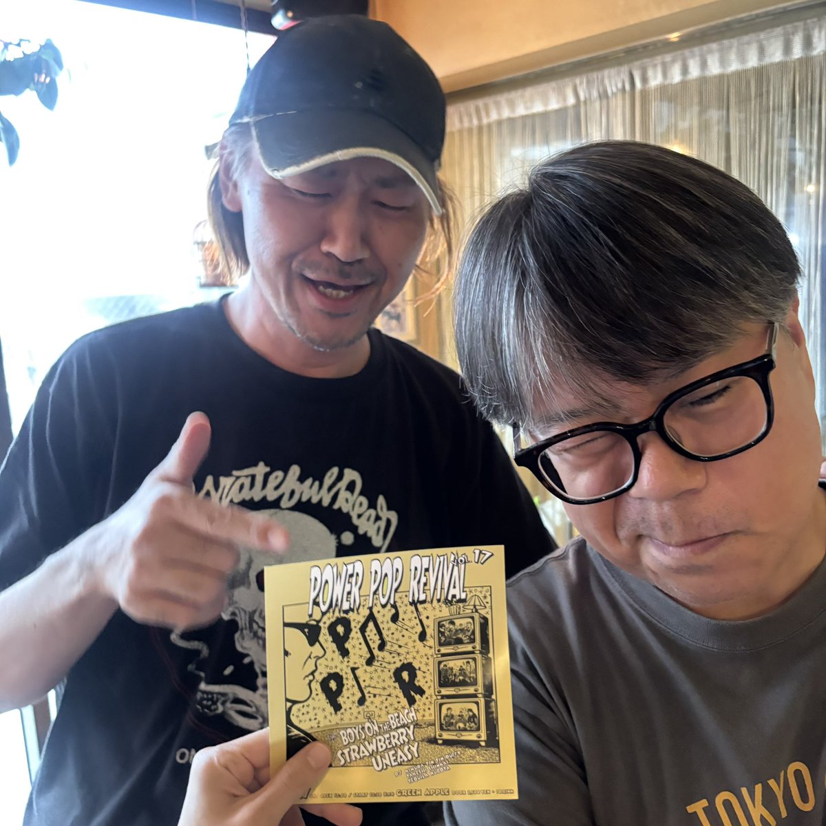tequila_kubota's tweet photo. フライヤー渡したよ。
(今日からペースを上げる)
『Power Pop Revival vol.17』
11.7(Sat)Open 18:00 Start 18:30
at Green Apple (高円寺)
door 2500yen+1drink
チケットの取り置きは、各バンド・DJまでDMにてご連絡をお願いします。
#ppr
#botb
#Strawberry
#UNEASY
#GreenApple https://t.co/nD6aQcPY8V