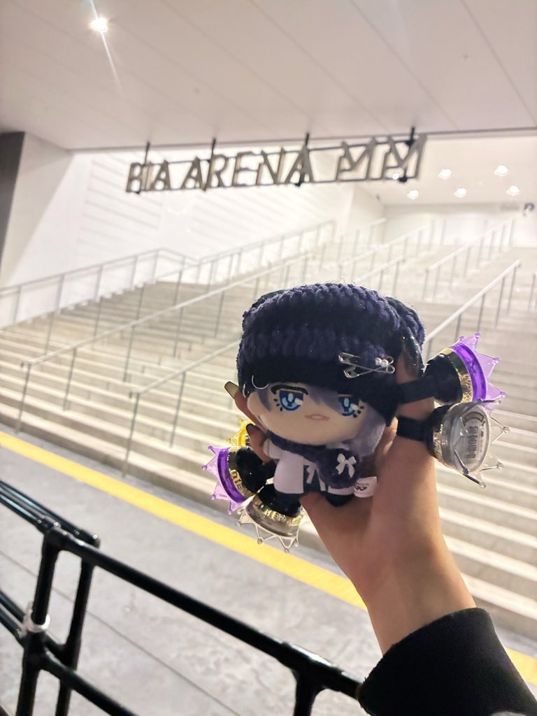 rmd_0115's tweet photo. #ヒプマイ12thライブ
大好きなFFちゃんと連番できて、全ディビジョン初めて生で見れて、超楽Cかった‼️
ありがとうヒプマイ、これからも、13thも世話になるぜ👊🏻🎤 https://t.co/HO9AgB0mVe