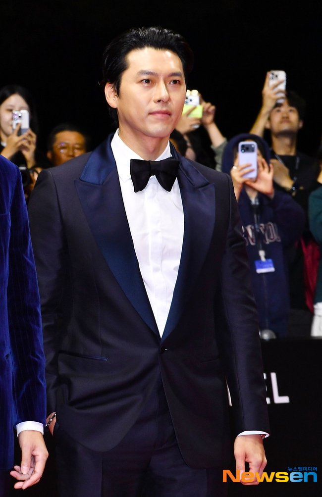 lukakyuun's tweet photo. King has arrived!

#HyunBin at the 31st Busan Film Festival 2026 https://t.co/yPZfJ20jDx