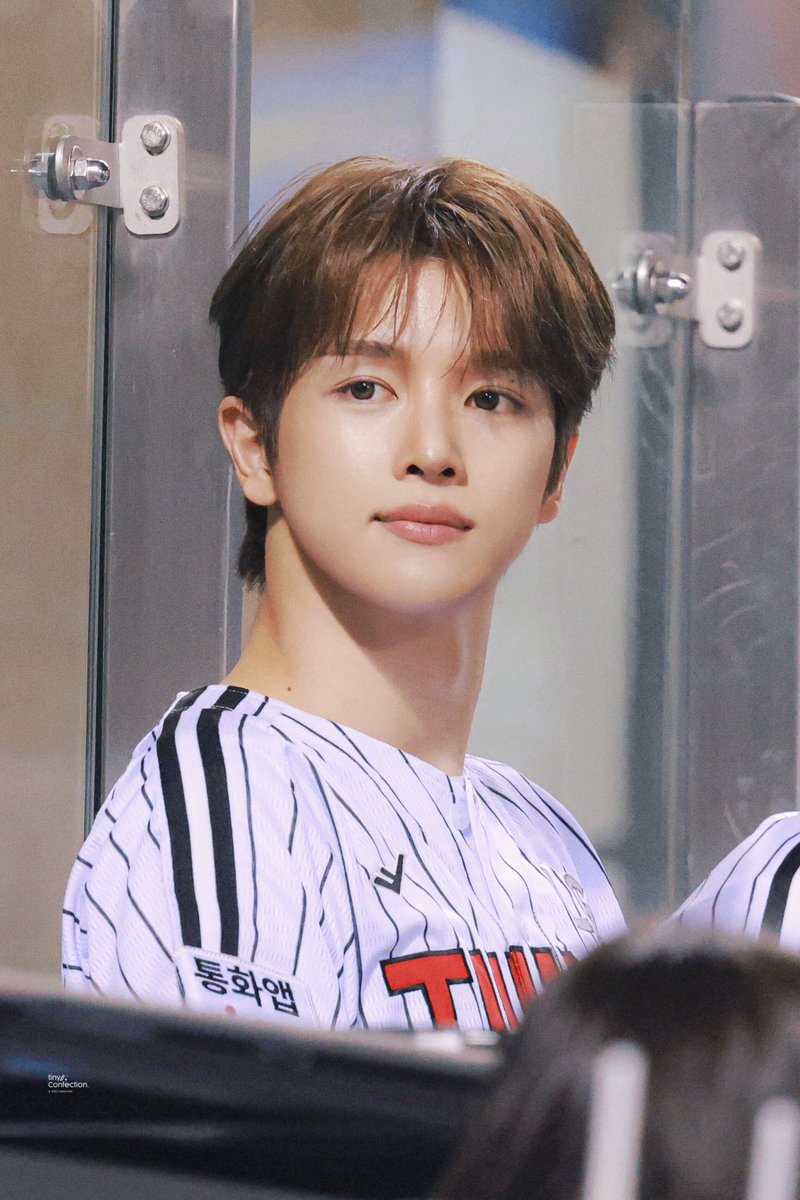 tinyConfection's tweet photo. 261006 LG 잠실 시구
#SUNGCHANxLGTWINS #성찬LG시구 
#성찬 #SUNGCHAN #ソンチャン 
#RIIZE #라이즈 https://t.co/UtPp8fogCS