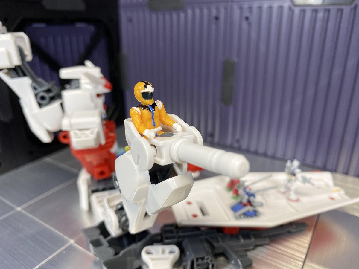 imesuke4's tweet photo. 『ガンダムミキシマイズ・基地モード』

迫り来るジオンのモビルスーツを迎撃せよ‼︎

別売りのマイクロフィギュアで遊ぼう。 https://t.co/9Y2rMcy7FX