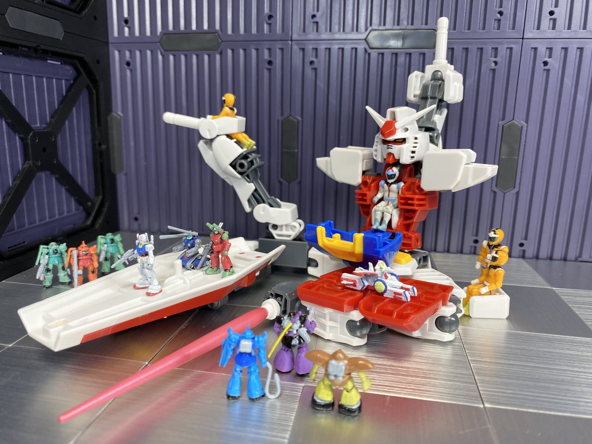imesuke4's tweet photo. 『ガンダムミキシマイズ・基地モード』

迫り来るジオンのモビルスーツを迎撃せよ‼︎

別売りのマイクロフィギュアで遊ぼう。 https://t.co/9Y2rMcy7FX