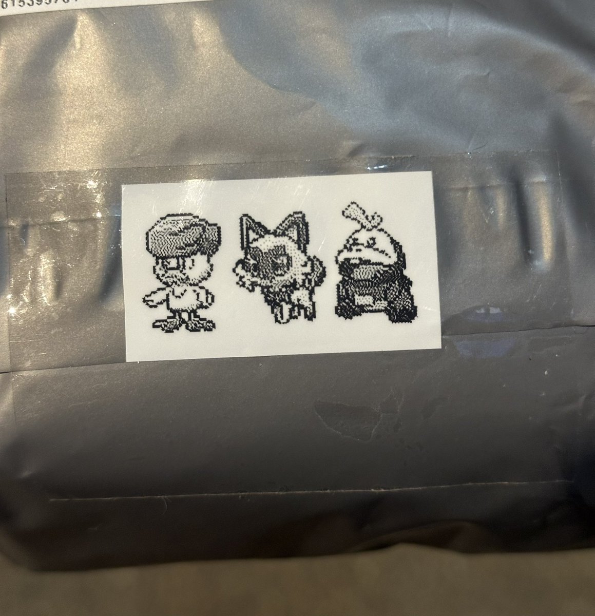 FlyingMawile's tweet photo. 공구 편택 수령하는데 이것 뭐에요 너무귀여워 https://t.co/uJ8XPYMS6Z