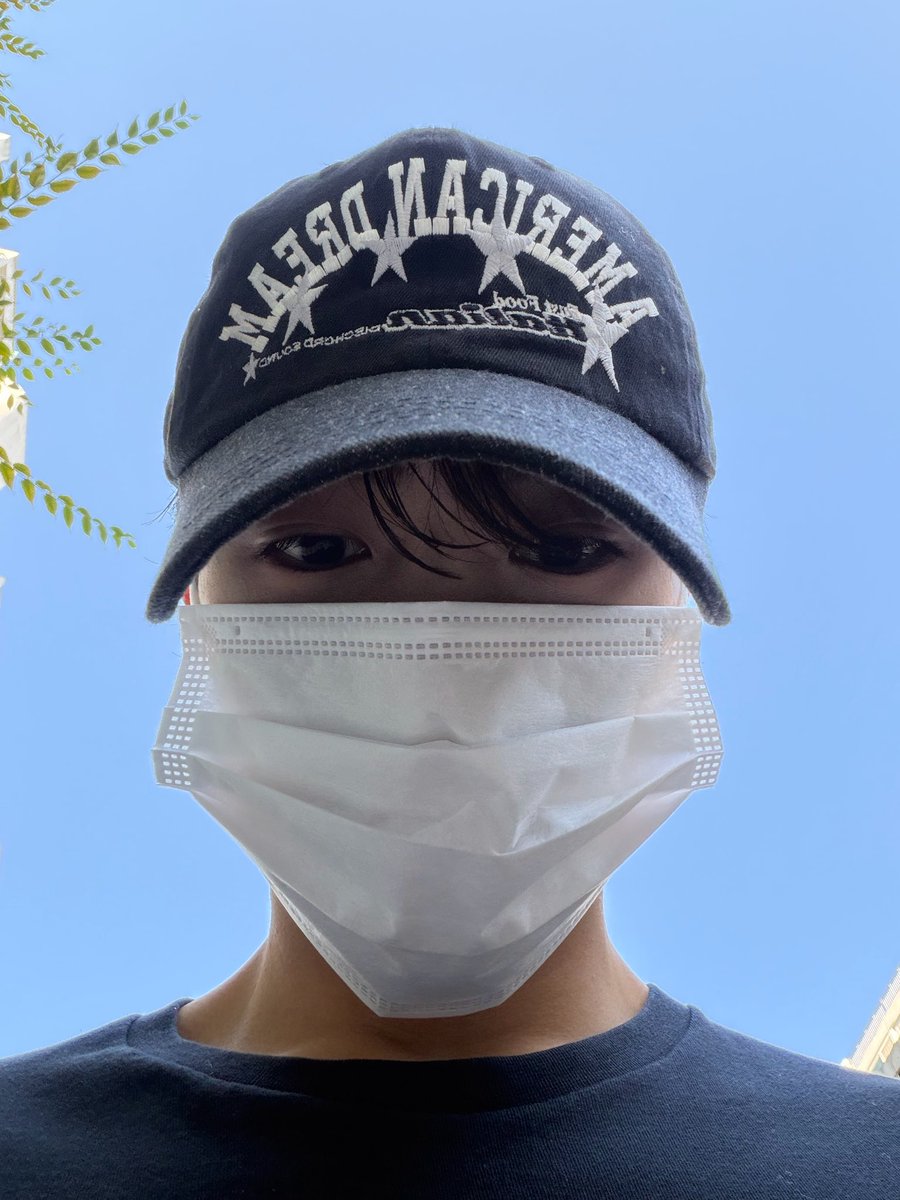 MyWoo1997ver's tweet photo. 오랜만에 배경화면 바꿈 https://t.co/v6VSQoS0Yf