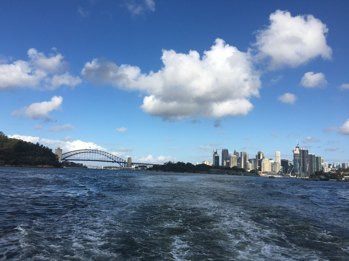 pnlmaxxer's tweet photo. dudes will fly across the world to seoul and Singapore (back to back) but won’t make the extra leg to see the nicest city in the world https://t.co/7dWWIkQhbo