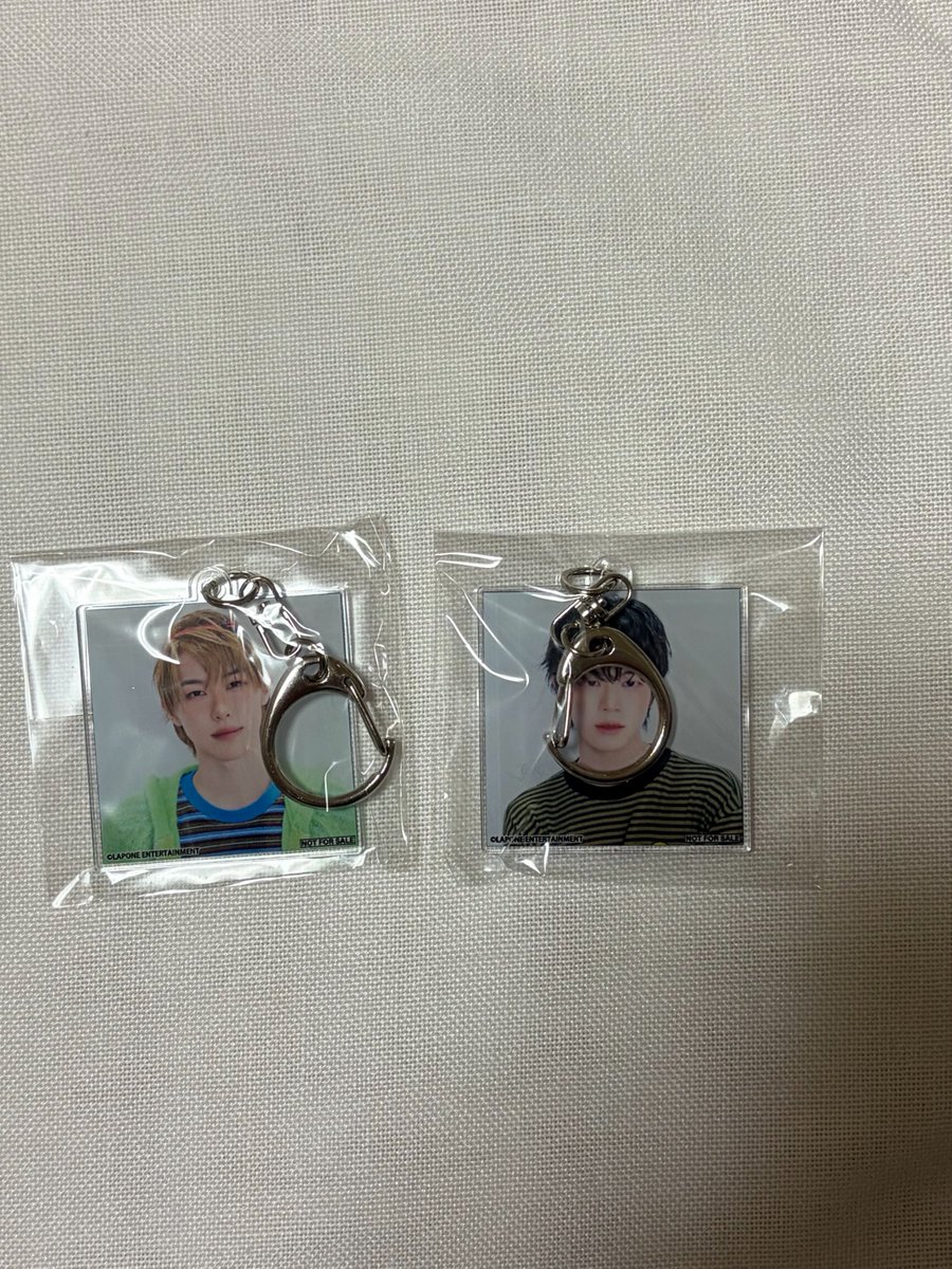 2_naup's tweet photo. KO1KEYZ封入特典 交換 セブンネット アクキー 

譲 照井、濱田

求 同種飯塚

郵送📮お気軽にお声掛けください♪

 #KO1KEYZ交換 https://t.co/FaYmlw8YCY