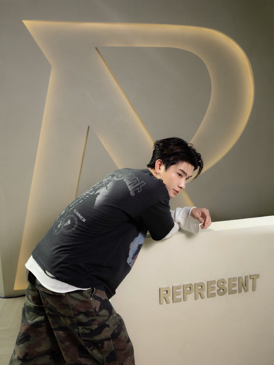 BEUSphilippines's tweet photo. ‧₊˚✧ [ THAI IG POST UPDATE ] ✧˚₊‧
🗓 10. 06. 2026

— thai.busofficial
Representing my kind of everyday style 🤍🤍🤍
#RepresentTH #CentralEmbassy

#THAIchayanon
#BUSbecauseofyouishine 
#RepresentTHXBUS 
#RepresentTHxTHAI 
#RepresentTHxKHUNPOL https://t.co/wHTAgV86SR