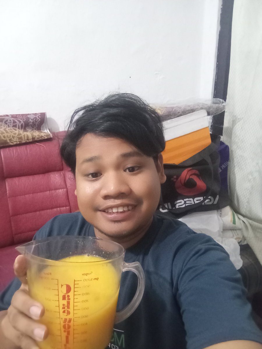 imasputra12's tweet photo. Alhamdulillah saya buat es jus mangga buat ibu dan adik ๐ฅญ๐ฅญ
#rezeki #bisu #tuli #mangga #jus https://t.co/cn29IoV12k