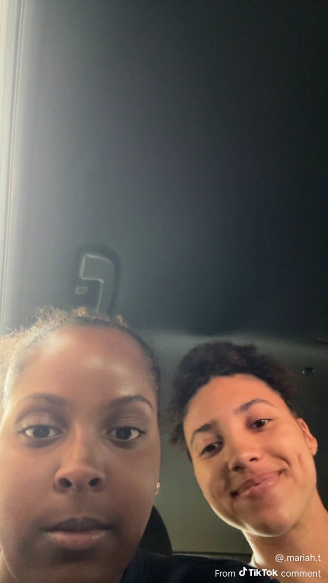 treyfivecore's tweet photo. @theyoncetimes Mind you the friend is the one who posted it ✌️✌️ she’s not out here caressing randoms and fans 😐. That’s her homie. https://t.co/CGfruHkHc8