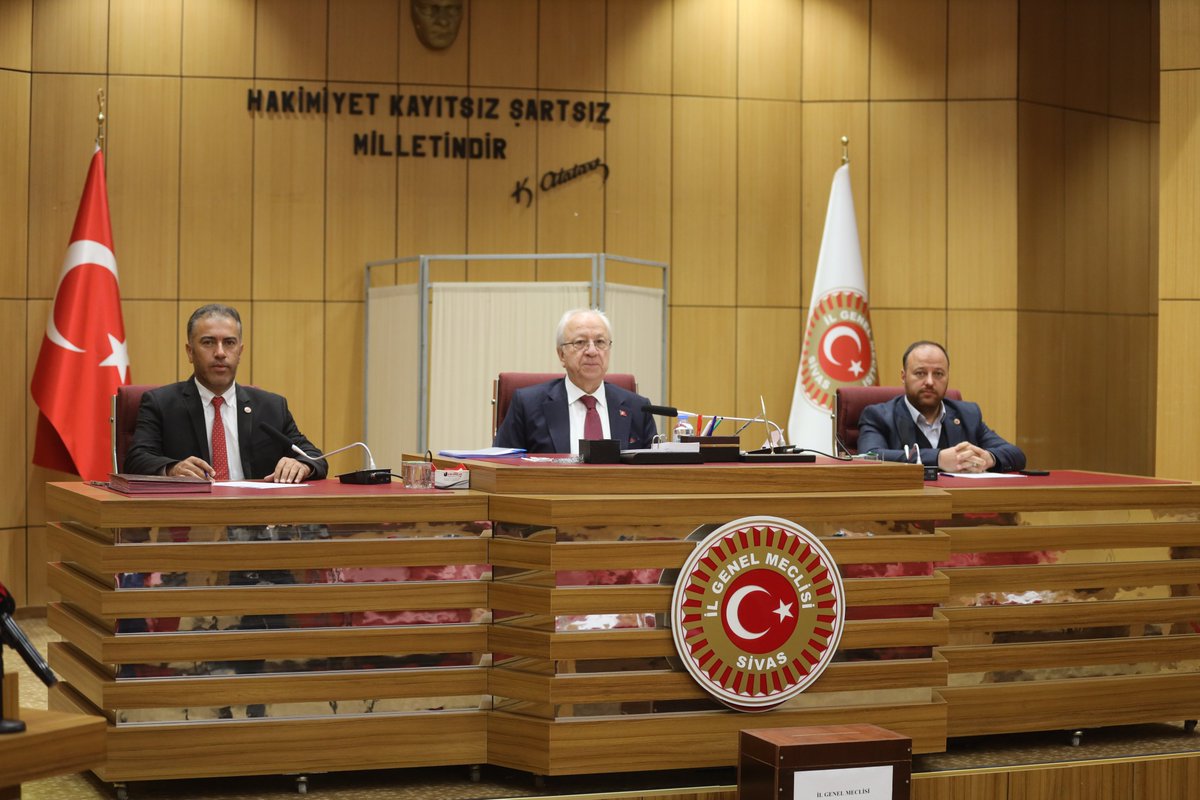 sivasigm's tweet photo. Ekim ayı toplantılarımızın 2️⃣. birleşimi, Başkanımız Mehmet Şarkışla başkanlığında gerçekleştirildi.

Toplantıda yapılan 1. Meclis Başkan Vekili seçimi sonucunda MHP Gölova İl Genel Meclisi Üyesi İlyas Vahapoğlu, 1. Başkan Vekili olarak seçildi. https://t.co/eaNVjrC952