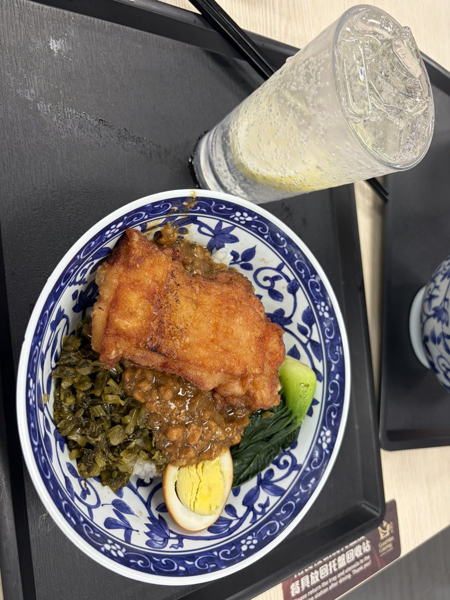 jujuboard618's tweet photo. A 36-hkd meal deal at CityU. 
根本花不完。 https://t.co/qdmDKuuZa4