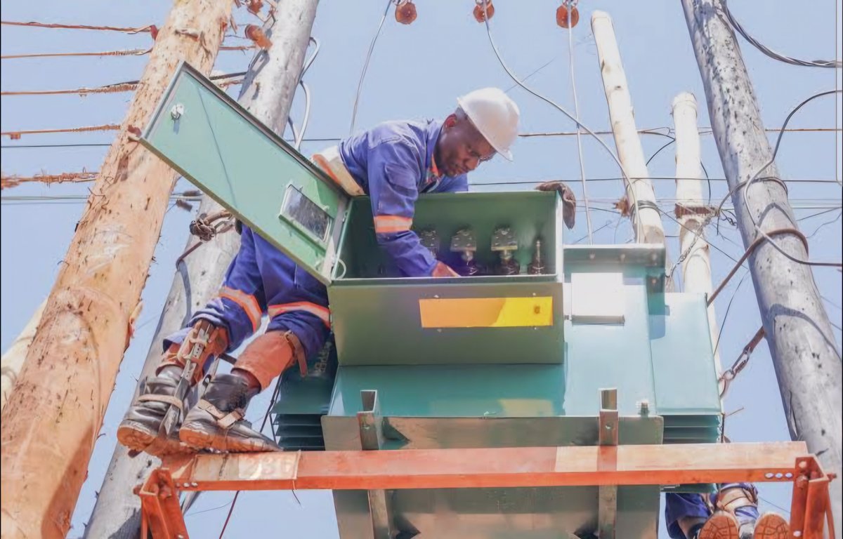 DanielKONLgdi's tweet photo. La CEET informe ses clients que les travaux de maintenance de WAPCo reprendront du 7 au 22 octobre 2026. L’alimentation en gaz naturel des centrales thermiques sera interrompue. Pour maintenir le service,
#Togo #CEET #Électricité #WAPCo #Maintenance #Énergie https://t.co/r6Esv7K8At