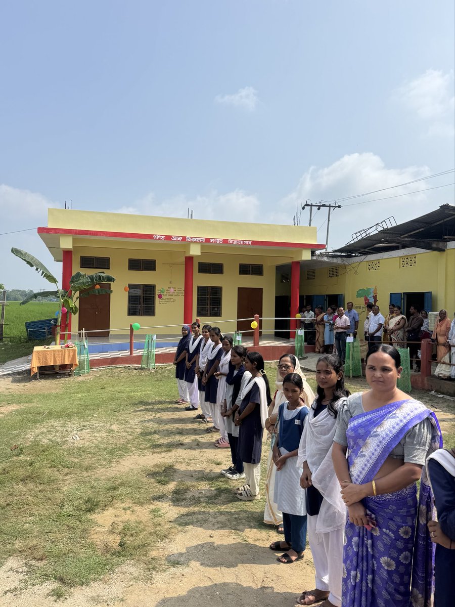 Mrinal_MLA's tweet photo. Inaugurated the Science Laboratory in Anchalik High School, Marangi today.

   আজি SMHM আঞ্চলিক উ: মা: বিদ্যালয়ৰ বিজ্ঞানাগাৰটি শুভ উদ্বোধন কৰোঁ । বিজ্ঞানাগাৰটিয়ে ছাত্ৰ-ছাত্ৰীসকলক উপকৃত কৰিব বুলি আশা কৰিছোঁ । https://t.co/DgSJdAuFeN