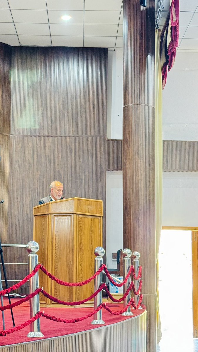 Nimra_Javed_'s tweet photo. Mr. G. Rasul Athar, Former DDG Intl. Affairs, PAEC &amp; Former Director ASAID, PAEC* is now discussing the critical role of nuclear tech in ensuring Pak's energy security, driving sustainable human development, &amp; supporting socio-economic progress through peaceful applications. https://t.co/BdHiGagbfR