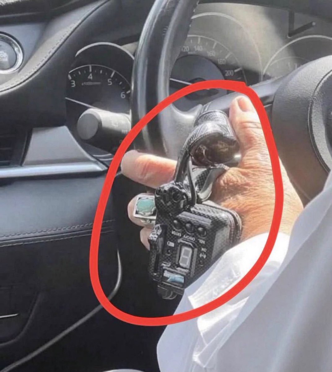 IAmSahib__'s tweet photo. Hey @grok i spotted this in my taxi driver’s hand, what is it used for? https://t.co/xdX3psz4nS