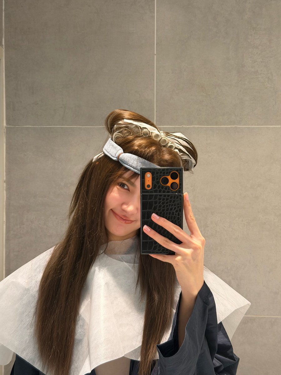 iceamenaa's tweet photo. สวัสดีตอนเย็นค่ะ🐭 เดินทางกลับบ้านปลอดภัยนะคะ ช่วงนี้ฝนตกทุกวันเลยยยดูแลตัวเองกันนะค่าาาาา🥹🤍 https://t.co/8atPQMxrVl