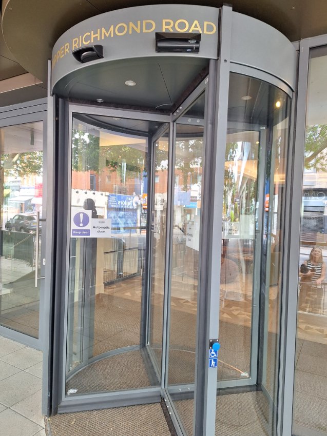 The_Arch_Tech's tweet photo. TORMAX UK Ltd recently installed a three-wing, fully automatic T5 Classic revolving door at the main entrance of 175 Putney in central London...
https://t.co/SUxQZj3sAn
#TormaxUK #Doors #Entrances #RevolvingDoors #Automatic #Architects #Contractors #Specifiers #Buildings https://t.co/cZElZb70NT