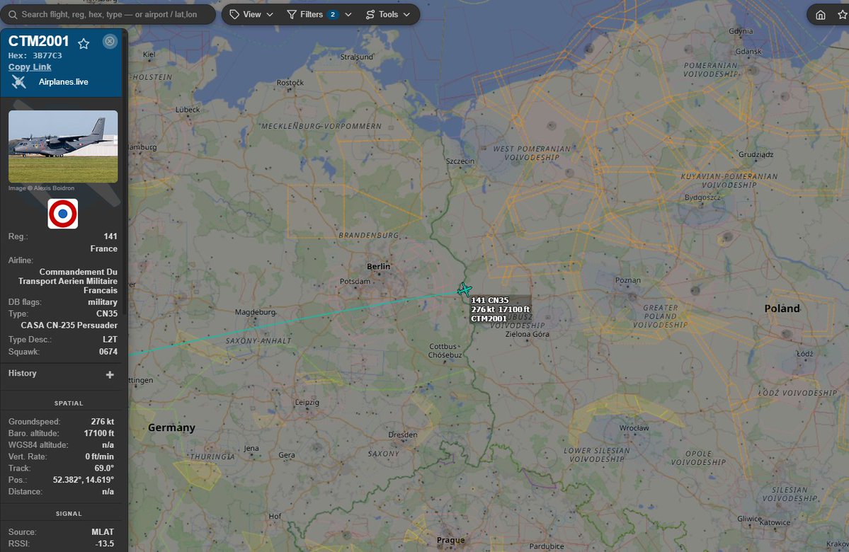 PolishMilRadar's tweet photo. ๐
06.10 ๐ 12:17LT - ๐ซ๐ทโ๏ธ Francuska CASA CN-235 zmierza do Malborka
๐ซ๐ท Siลy Powietrzne Francji
โ๏ธ #CTM2001 CASA CN-235-200 | Reg: "141"
๐ซ Baza Lotnicza รvreux-Fauville #LFOE | Francja ๐ซ๐ท
๐ฌ 22. Baza Lotnictwa Taktycznego Malbork #EPMB ๐ต๐ฑ
๐ https://t.co/nWTk2DVyYS
#POLMILRADAR