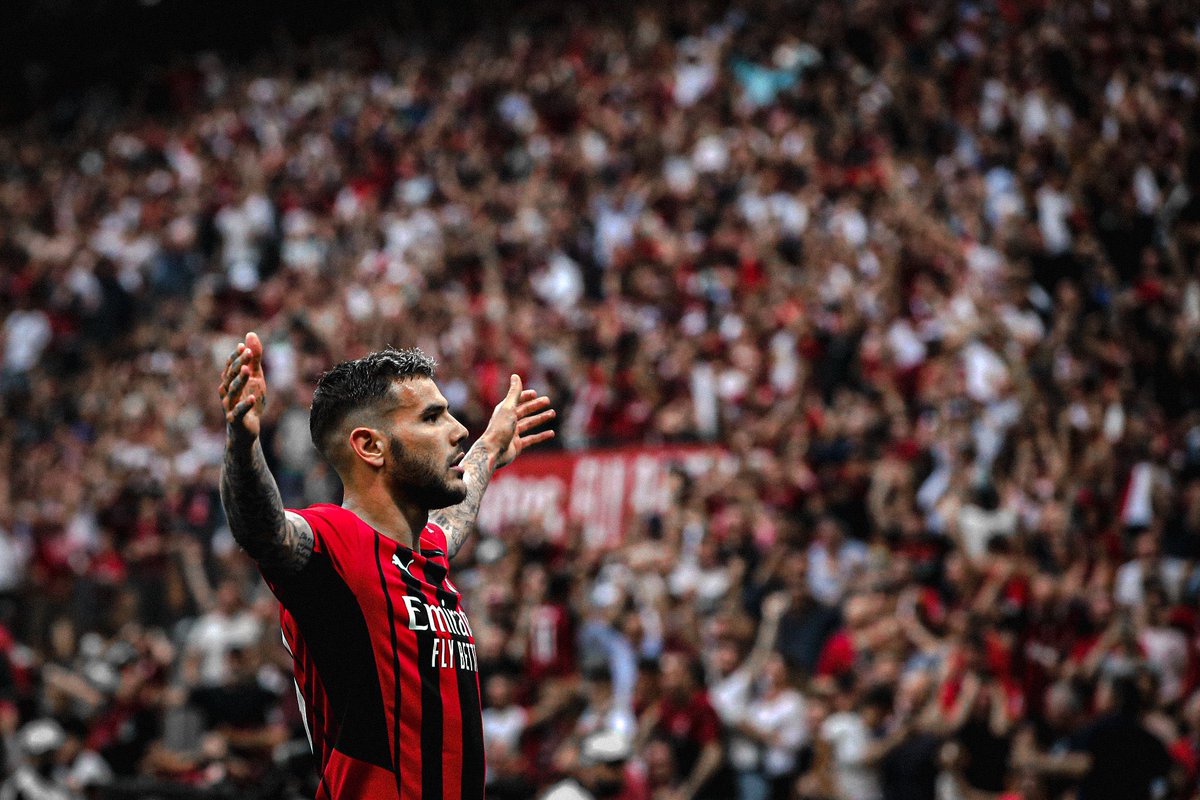 theomania19's tweet photo. Auguri capitano. A te che ci hai fatto vivere emozioni indescrivibili. Mi manchi tanto. Non ti dimenticherò mai. 

Auguri @TheoHernandez ❤️ https://t.co/taZpQUZMRw