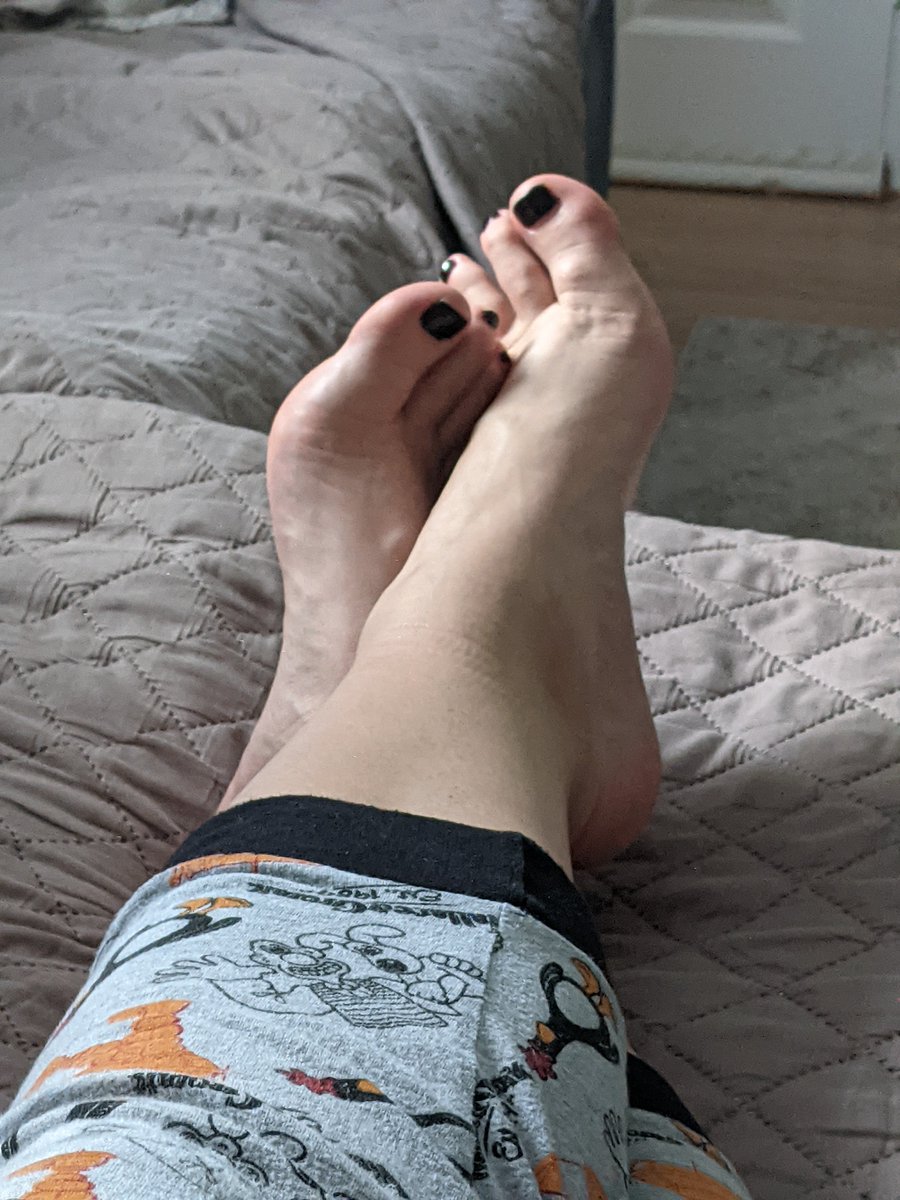 Chlooeeprice's tweet photo. Foot morning! https://t.co/cIYy7mLMm2
